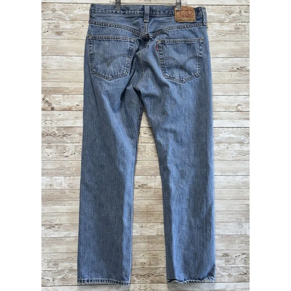 Levis 501 Button Fly Jeans Mens 34x32 Blue Denim Pants Faded Work Chore Office